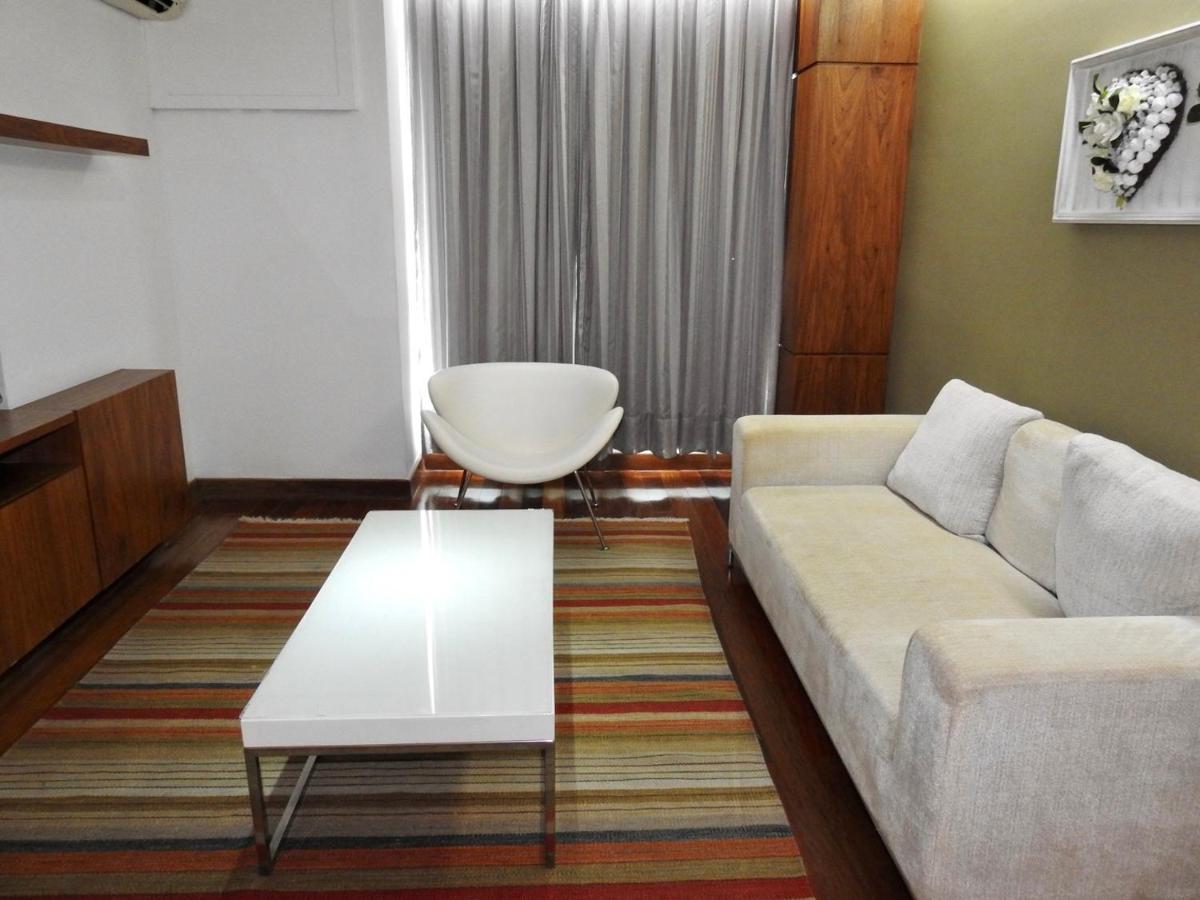 Constantino Hotel E Eventos Juiz de Fora Bagian luar foto A living room