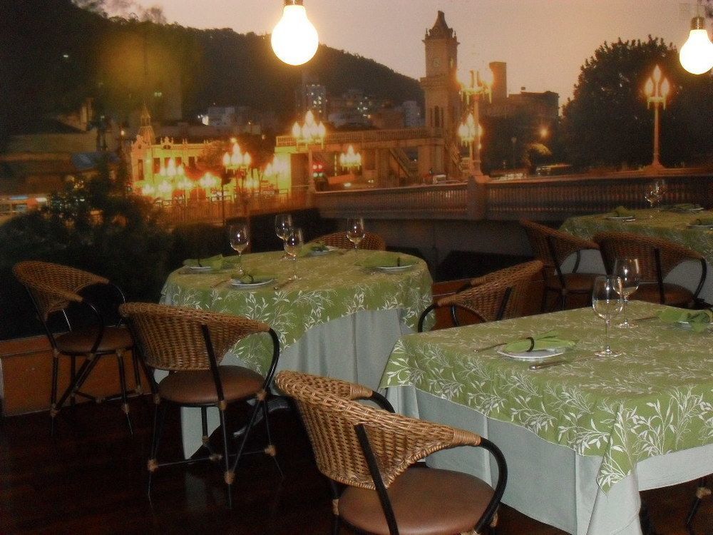 Constantino Hotel E Eventos Juiz de Fora Bagian luar foto Restaurant in the hotel