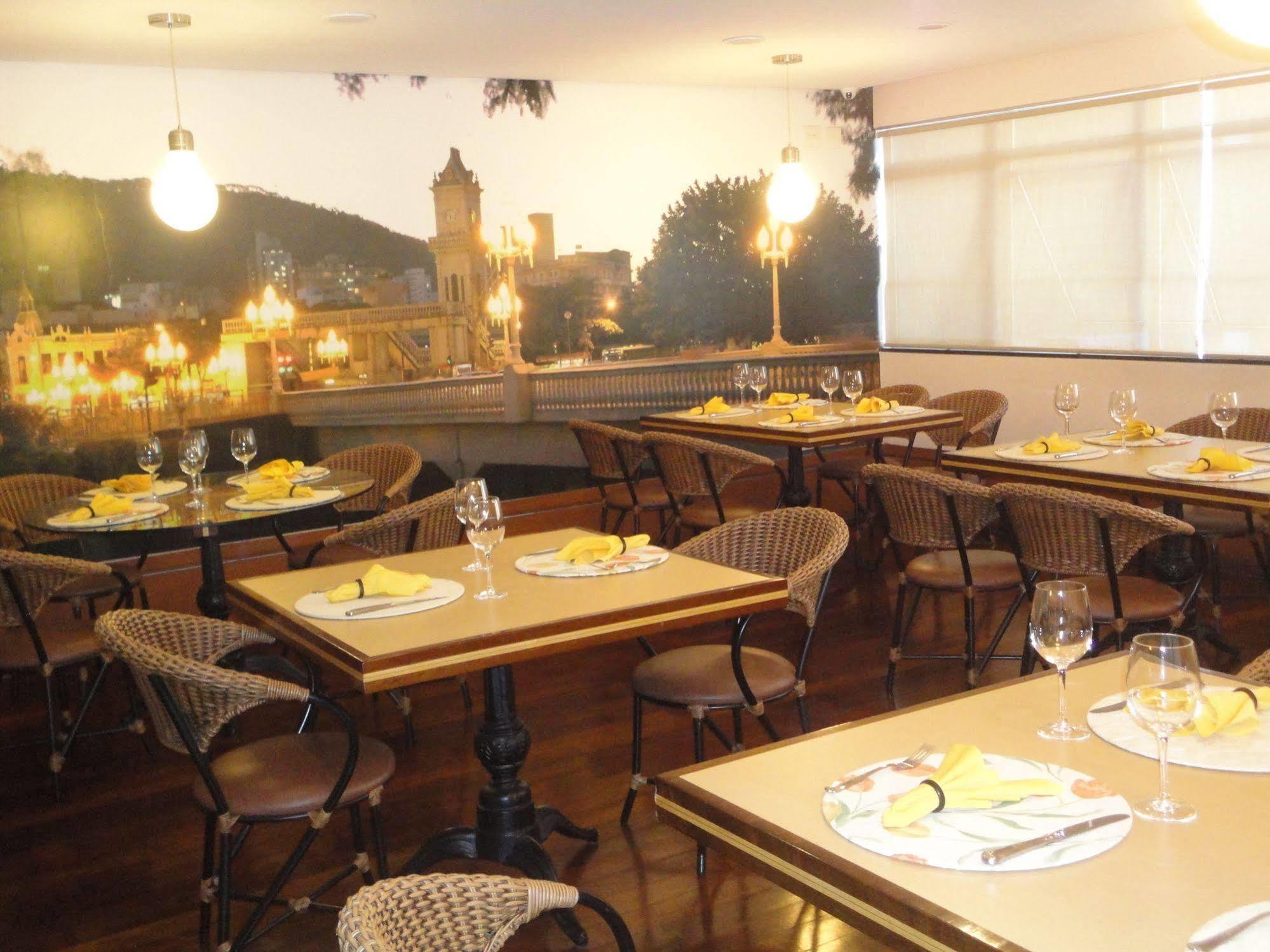 Constantino Hotel E Eventos Juiz de Fora Bagian luar foto The interior of the restaurant